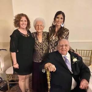 Meet your Posher, Lindsay